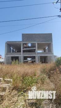 Дом 350м², 2-этажный, участок 10 сот.  