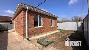 Дом 100м&sup2;, 2-этажный, участок 3 сот.  