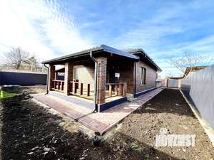 Коттедж 150м&sup2;, 1-этажный, участок 6 сот.  