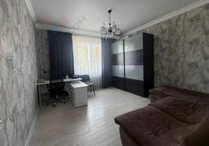 Дом 231м², 3-этажный, участок 4 сот.  