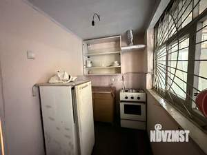 Дом 32м², 2-этажный, участок 4 сот.  