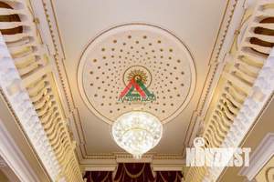 Дом 663м&sup2;, 2-этажный, участок 9 сот.  