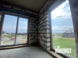 Коттедж 300м², 2-этажный, участок 7 сот.  