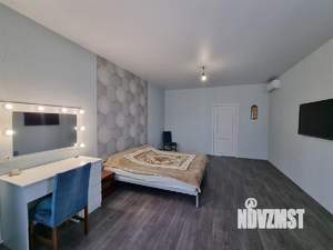 Дом 197м&sup2;, 2-этажный, участок 5 сот.  