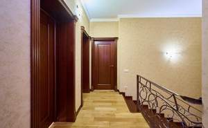 Дом 271м², 3-этажный, участок 10 сот.  