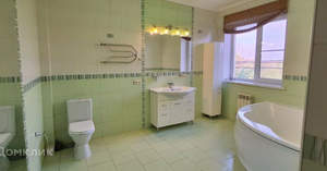 Дом 333м&sup2;, 2-этажный, участок 8 сот.  