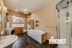 Дом 250м&sup2;, 2-этажный, участок 6 сот.  