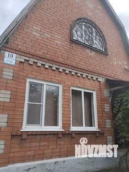 Дом 60м&sup2;, 2-этажный, участок 4 сот.  