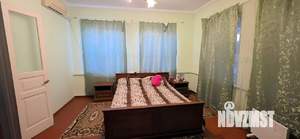 Дом 427м&sup2;, 2-этажный, участок 3 сот.  