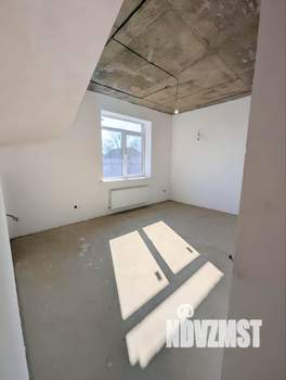 Коттедж 196м&sup2;, 2-этажный, участок 5 сот.  