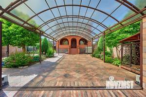 Дом 379м², 2-этажный, участок 7 сот.  