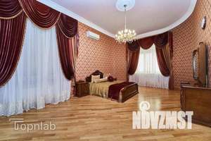 Дом 600м², 3-этажный, участок 6 сот.  