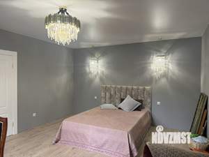 Дом 270м&sup2;, 3-этажный, участок 6 сот.  