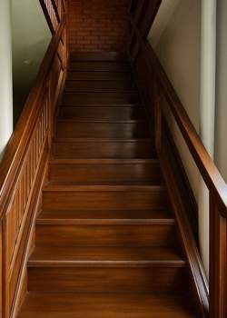 Дом 233м&sup2;, 3-этажный, участок 3 сот.  