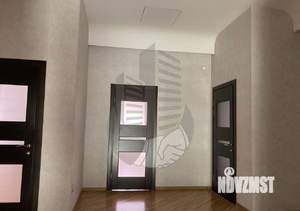 Дом 260м², 2-этажный, участок 10 сот.  