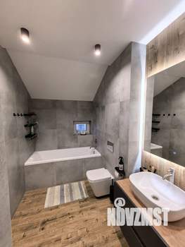 Дом 124м&sup2;, 2-этажный, участок 4 сот.  