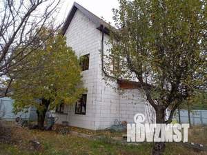 Дом 185м², 3-этажный, участок 6 сот.  