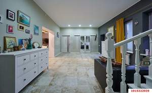 Дом 290м&sup2;, 2-этажный, участок 9 сот.  