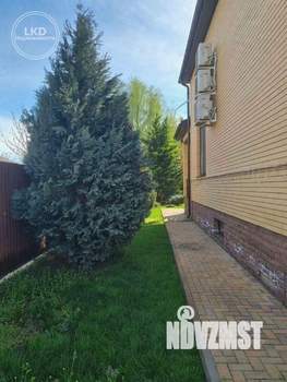 Дом 284м², 2-этажный, участок 8 сот.  