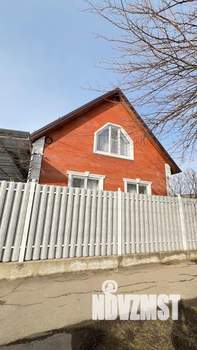 Дом 176м&sup2;, 2-этажный, участок 4 сот.  