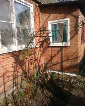 Дом 39м&sup2;, 2-этажный, участок 4 сот.  