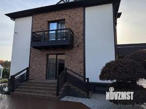 Дом 443м², 2-этажный, участок 20 сот.  