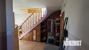 Дом 181м&sup2;, 3-этажный, участок 2 сот.  