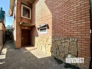 Дом 305м&sup2;, 2-этажный, участок 10 сот.  