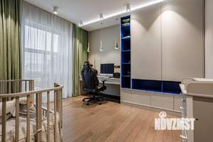 Дом 331м&sup2;, 2-этажный, участок 7 сот.  