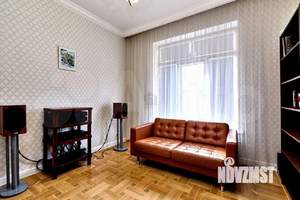 Дом 234м², 2-этажный, участок 4 сот.  