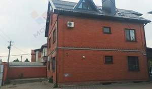 Дом 385м&sup2;, 3-этажный, участок 10 сот.  