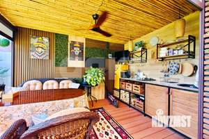 Дом 140м&sup2;, 1-этажный, участок 6 сот.  