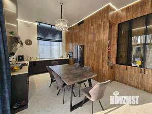 Дом 198м&sup2;, 2-этажный, участок 8 сот.  