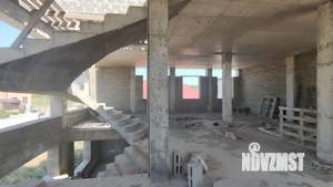 Дом 300м&sup2;, 2-этажный, участок 10 сот.  