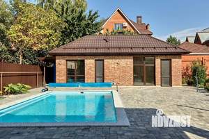 Дом 185м&sup2;, 1-этажный, участок 8 сот.  