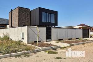 Дом 190м&sup2;, 2-этажный, участок 4 сот.  