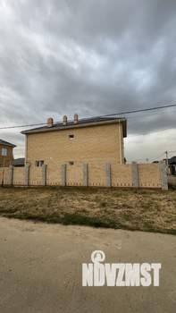 Дом 142м&sup2;, 2-этажный, участок 3 сот.  