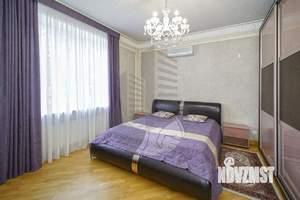 Дом 495м², 3-этажный, участок 11 сот.  