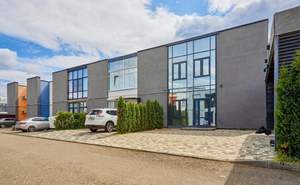 Дом 136м&sup2;, 2-этажный, участок 2 сот.  