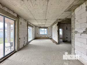 Дом 200м&sup2;, 2-этажный, участок 7 сот.  