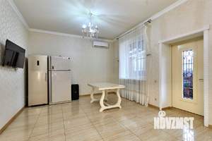 Дом 280м&sup2;, 2-этажный, участок 5 сот.  