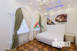 Дом 650м&sup2;, 5-этажный, участок 6 сот.  