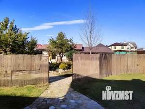 Дом 270м², 2-этажный, участок 12 сот.  