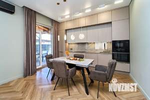 Дом 170м², 2-этажный, участок 4 сот.  