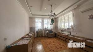 Дом 399м&sup2;, 2-этажный, участок 5 сот.  