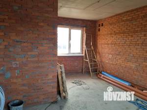 Дом 140м², 2-этажный, участок 6 сот.  