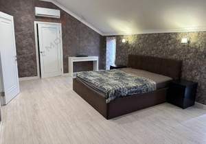 Дом 231м², 3-этажный, участок 4 сот.  