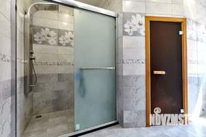 Дом 194м², 2-этажный, участок 6 сот.  