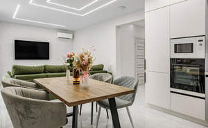 Дом 160м&sup2;, 2-этажный, участок 5 сот.  