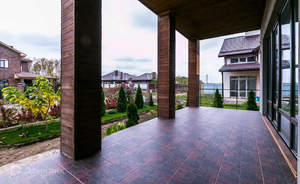 Дом 300м&sup2;, 2-этажный, участок 6 сот.  